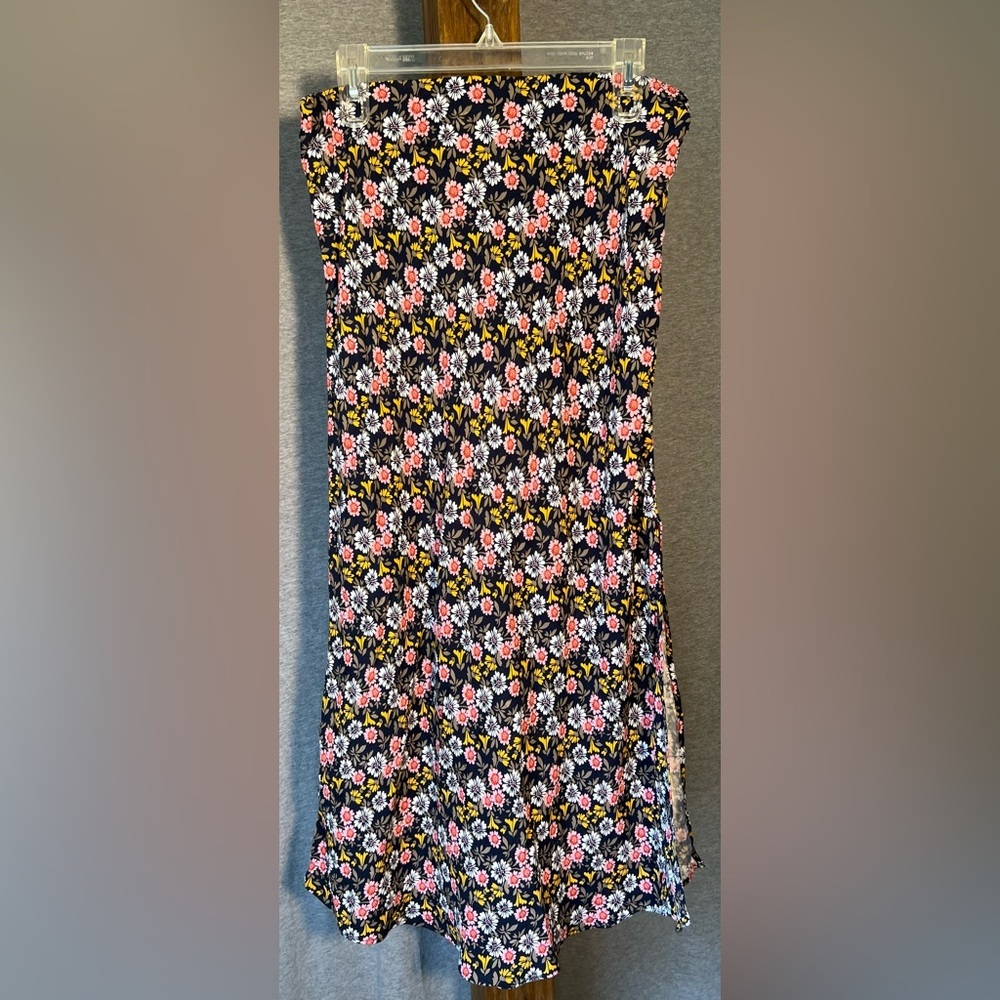 Loft maxi skirt‎